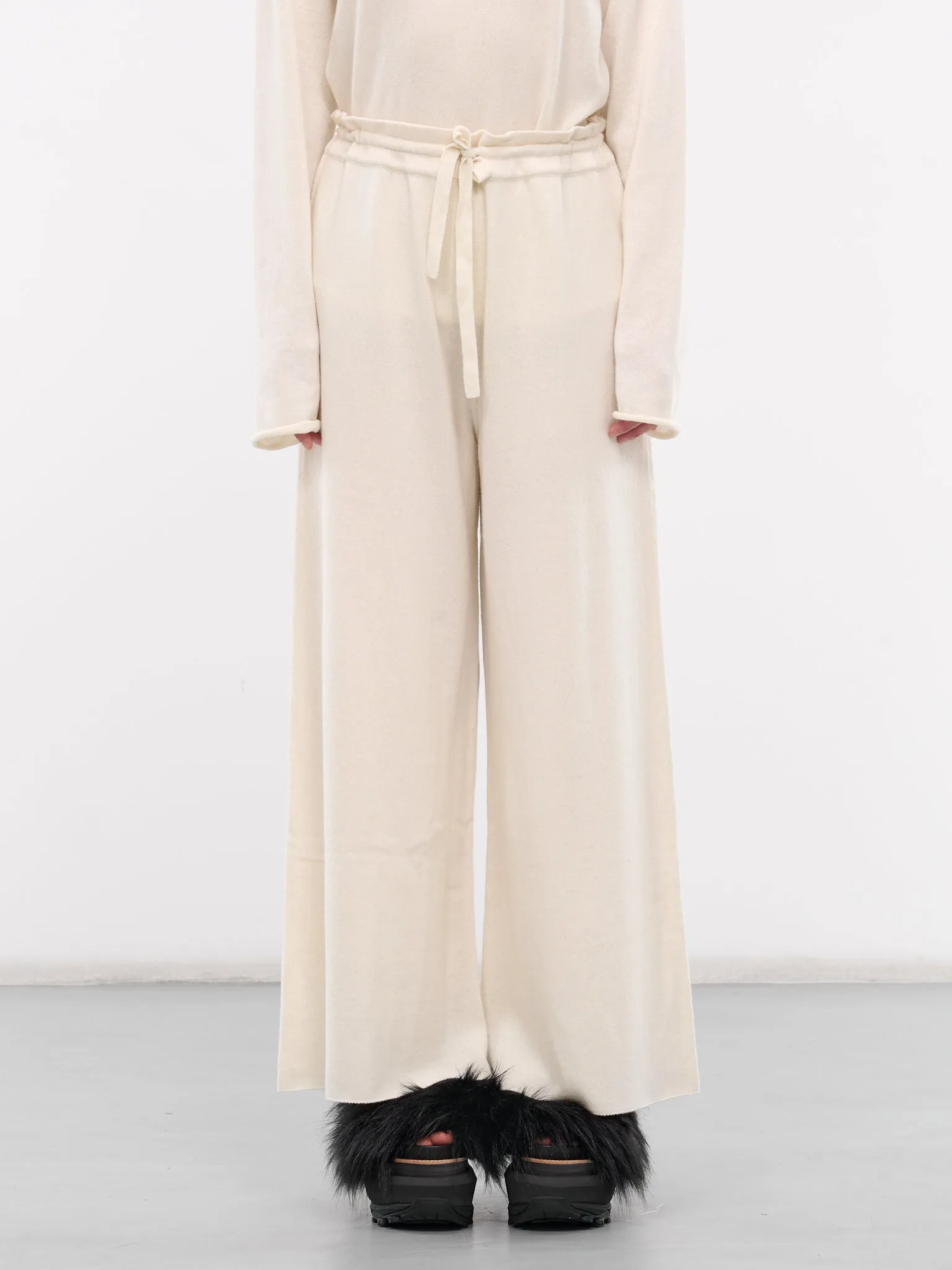 Drawstring Sweatpants (J40KA0017-J13204-OFFWHITE)