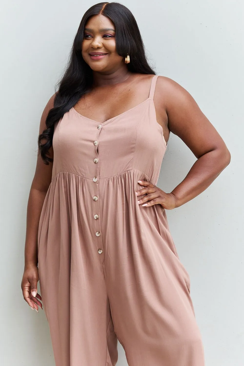 HEYSON All Day Jumpsuit mit weitem Bein und Knopfleiste in Mokka