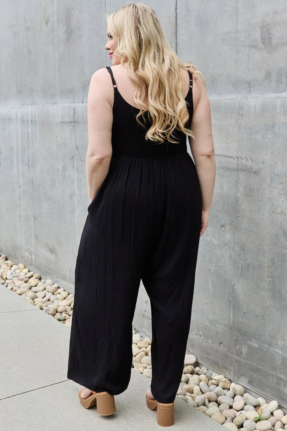 HEYSON – All Day – Jumpsuit mit weitem Bein und Knopfleiste in voller Größe, Schwarz