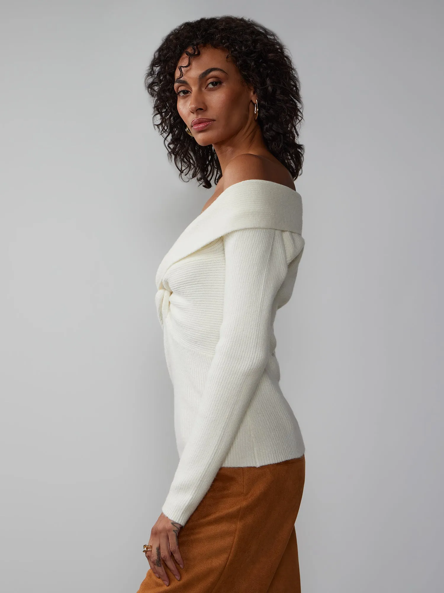 Long Sleeve Twist Front Detail Fitted Sweater