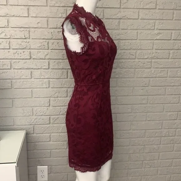 San Souci Wine Lace Bodycon Dress, Size Large