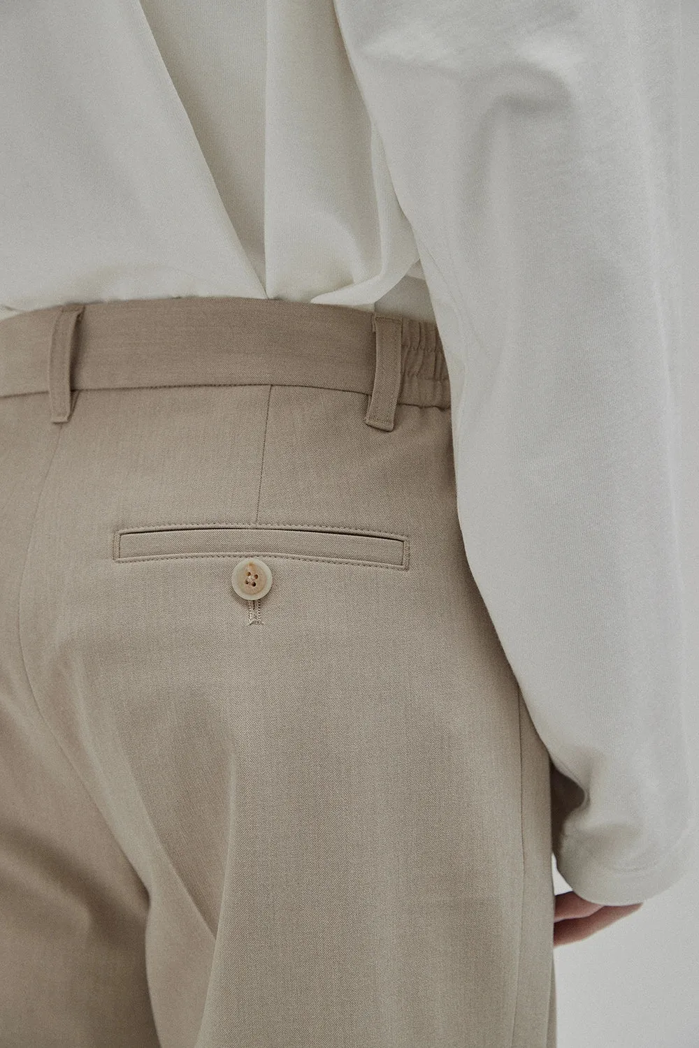 Tapered Comfort Cropped Pants