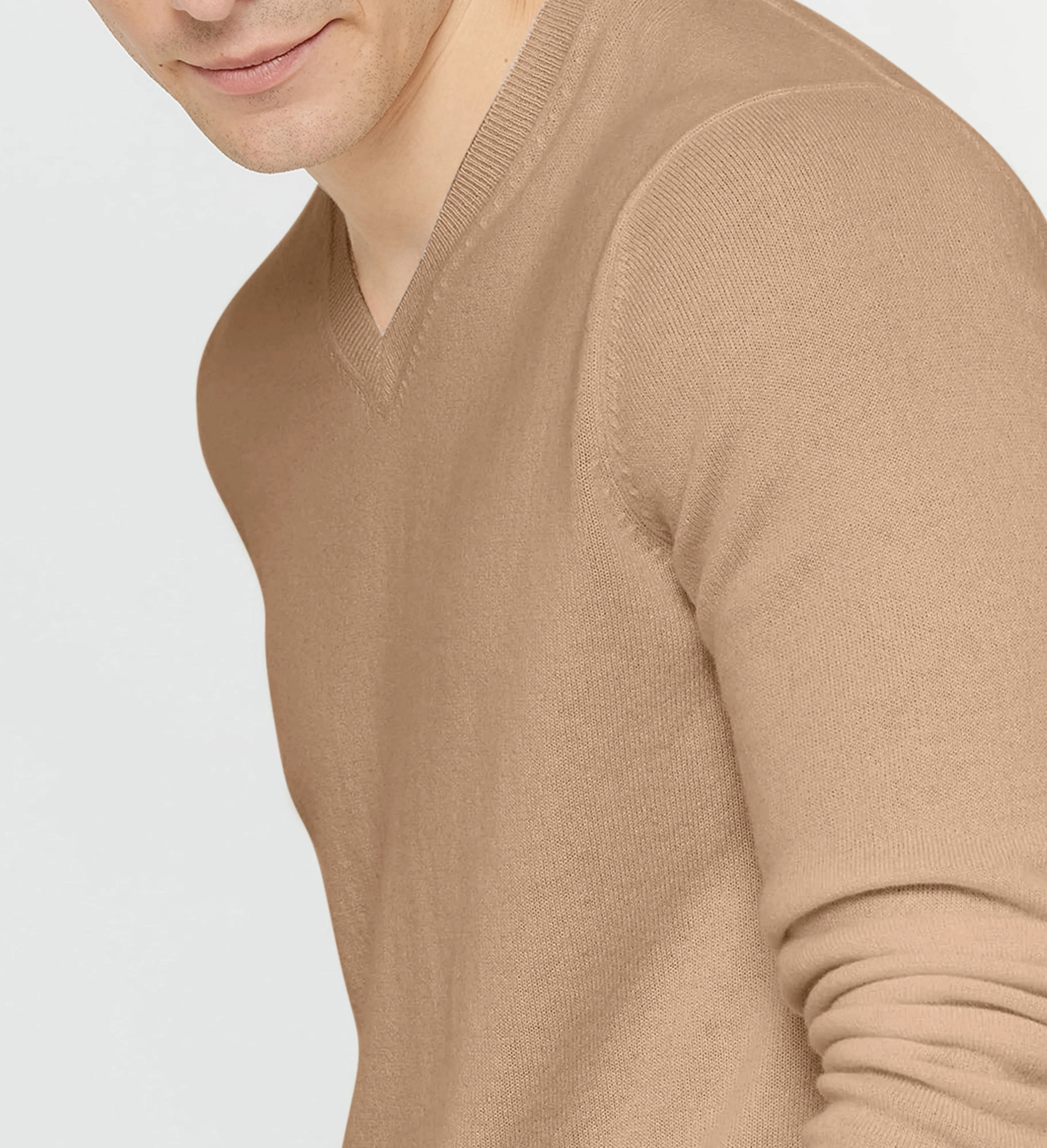 The Men's Basic V-Neck Cashmere Sweater