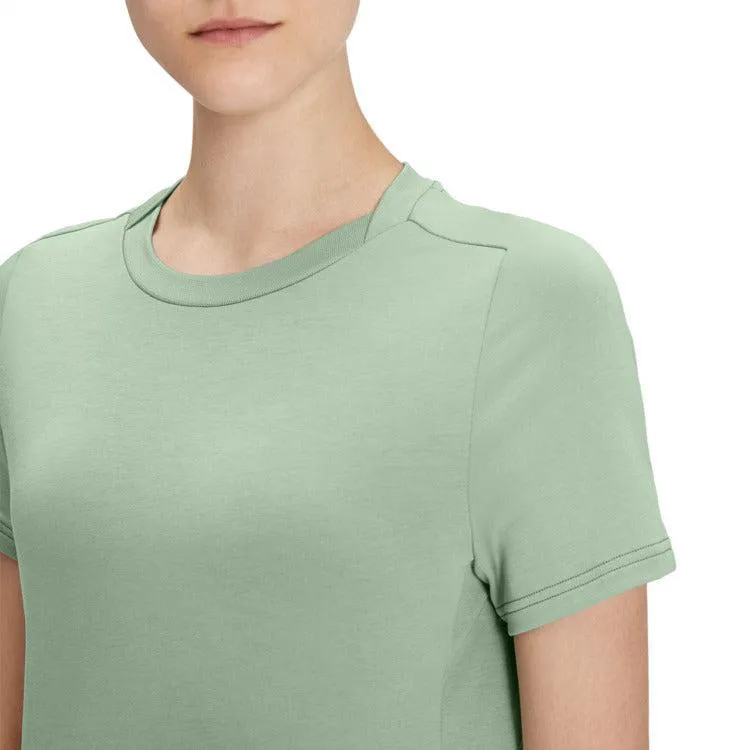 Women's On Focus-T